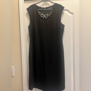 Kasper Black sleeveless embellished neck
